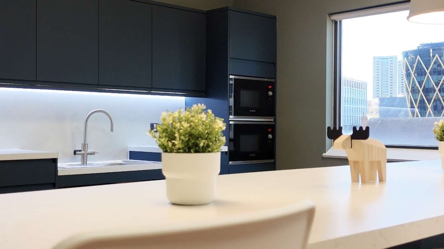 View in kitchen looking towards kitchen units