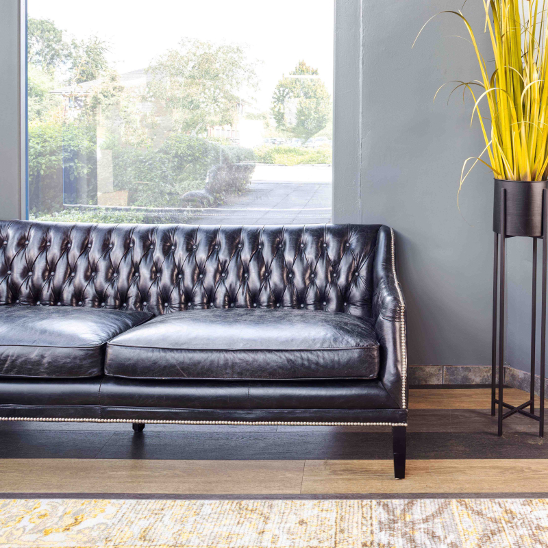 reception seating with desso rug